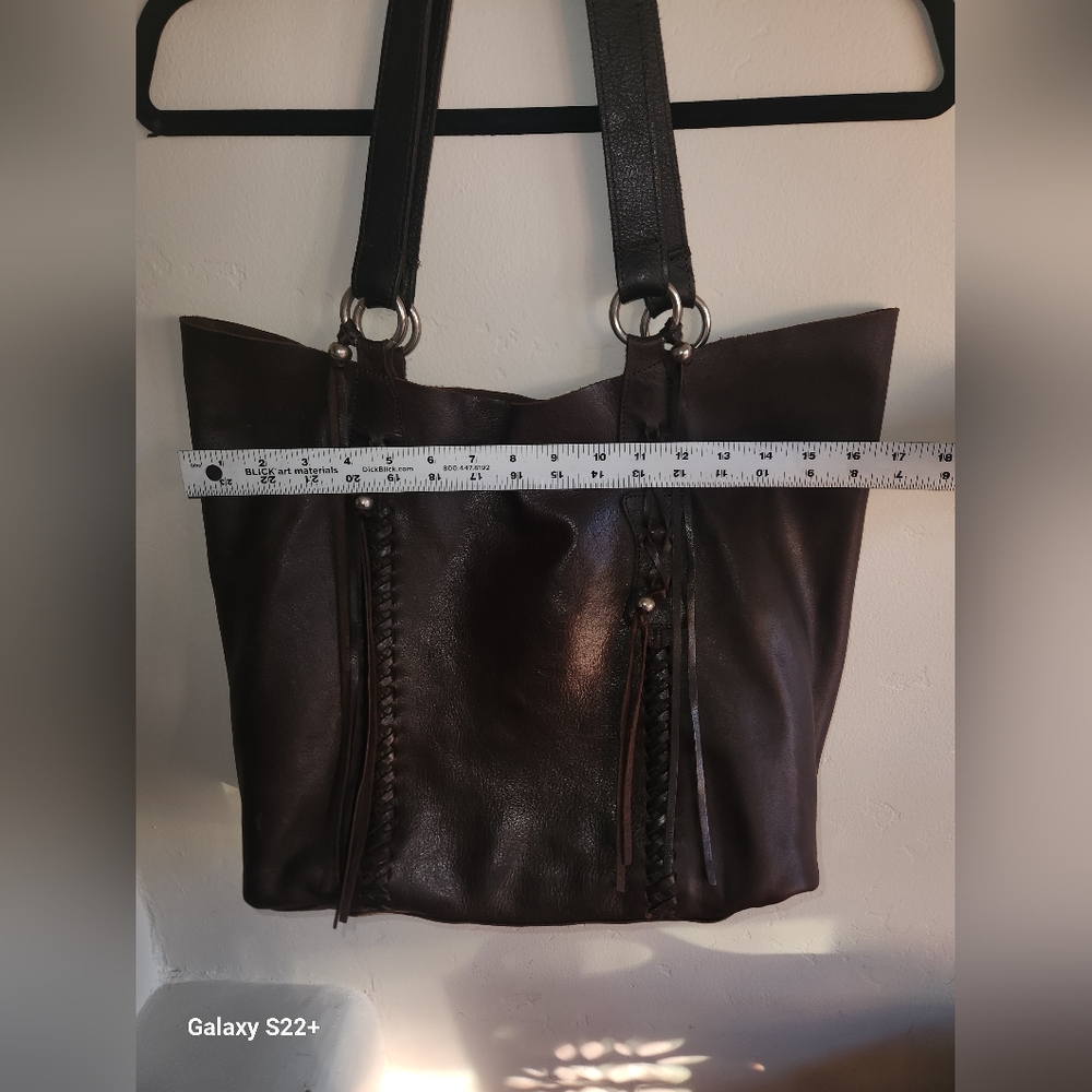 Raj Brown Leather Tote Bag with Classic Design - Picture 2 of 11